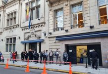 Consulado de España: largas filas